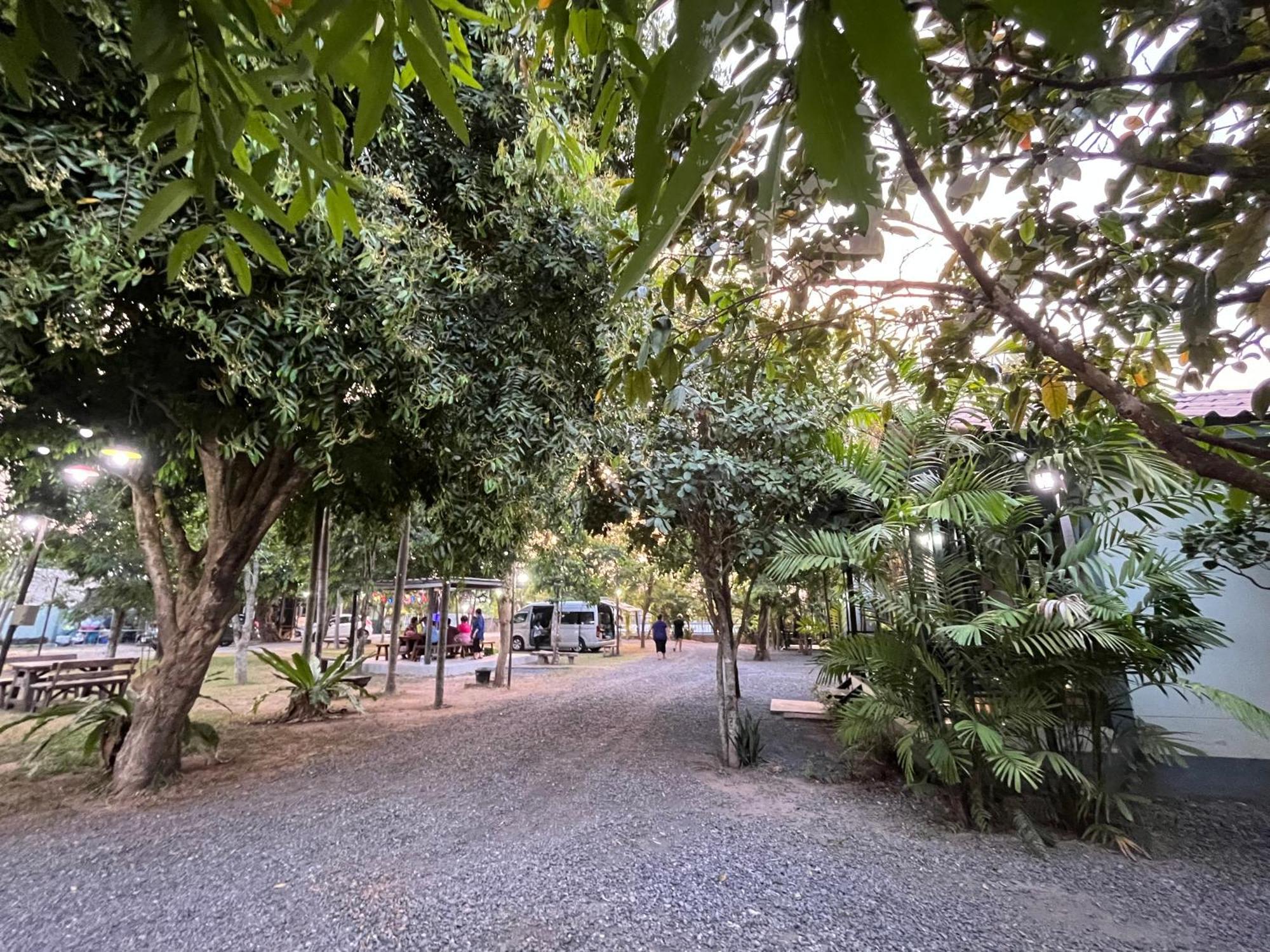Sangkaset Resort Ban Mong Muang Zewnętrze zdjęcie